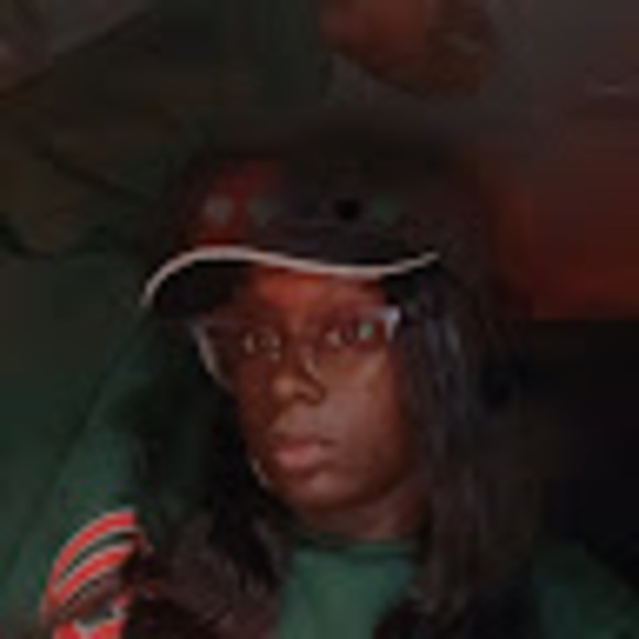 Meet your Posher, Shantel - Picture 1 of 1